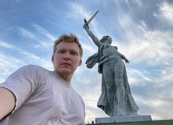 Монумент «родина-мать зовёт!»